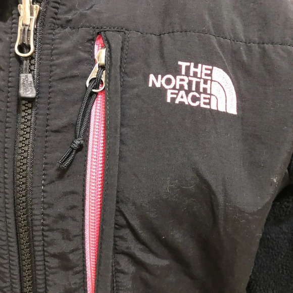 The North Face fleas jacket with pink zipper - Picture 2 of 9